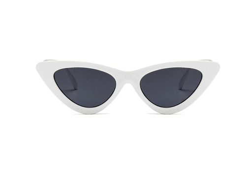 Occhiali da sole da donna con lenti nere e montatura bianca cat eye | eBay