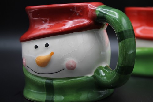 (2) Royal Norfolk Christmas Mugs 3-D Snowmen In Red Hats - Picture 5 of 7
