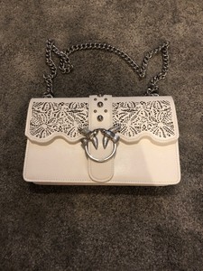 second checked bolsa american airlines