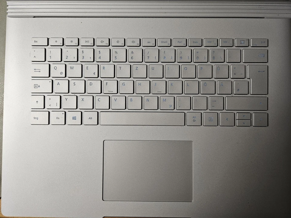 Microsoft Surface Book 2 15", Core i7-8650U, 16GB RAM, 1TB SSD, GeForce GTX 1060 - Bild 3 von 4