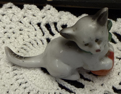 Porcelain Cat Kitten Miniature Figurine Figure Orange Ball of Yarn Vintage Japan