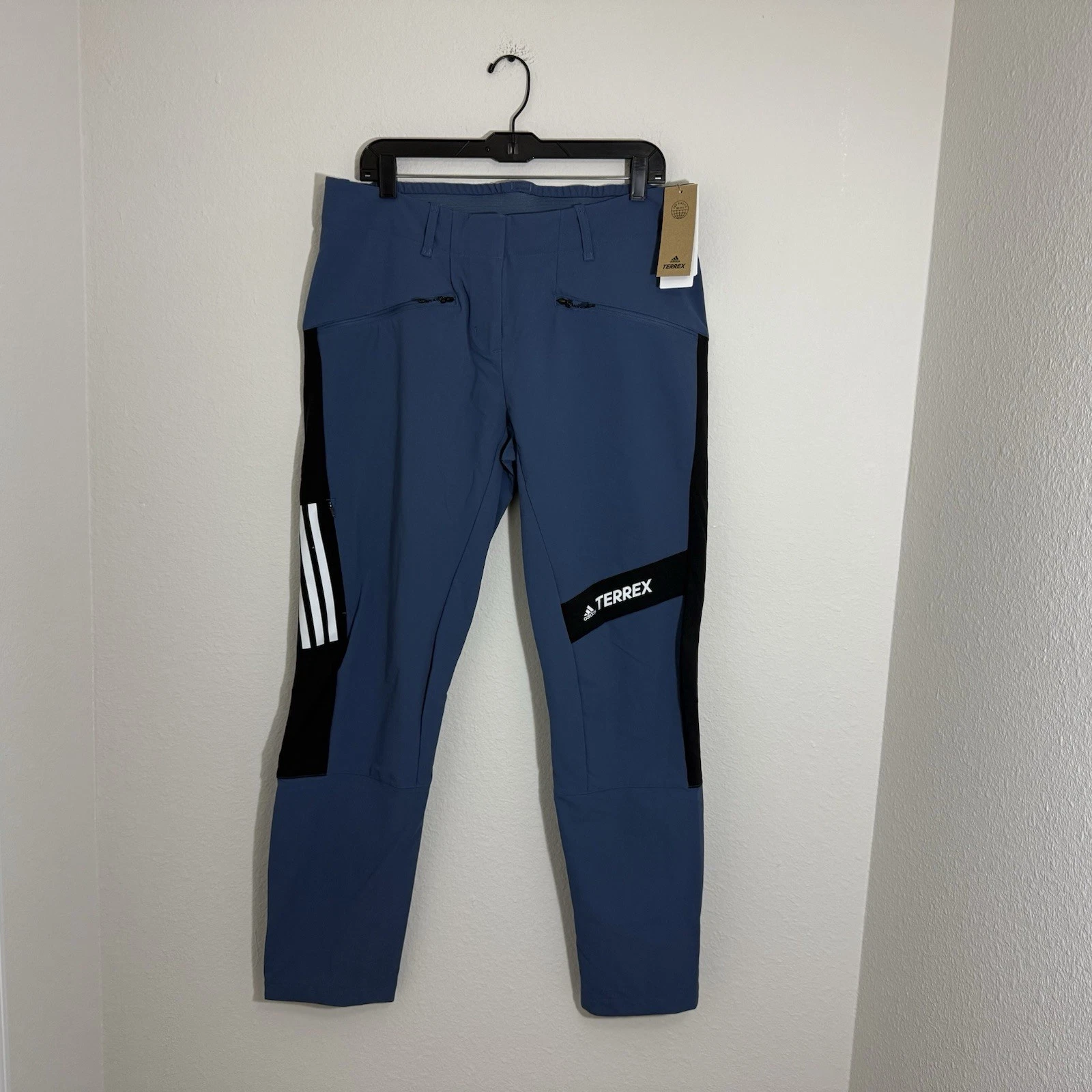 $200 Womens Size L Adidas Terrex Techrock Mountaineering Woven Pants HF8854