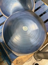 Bosu balance ball