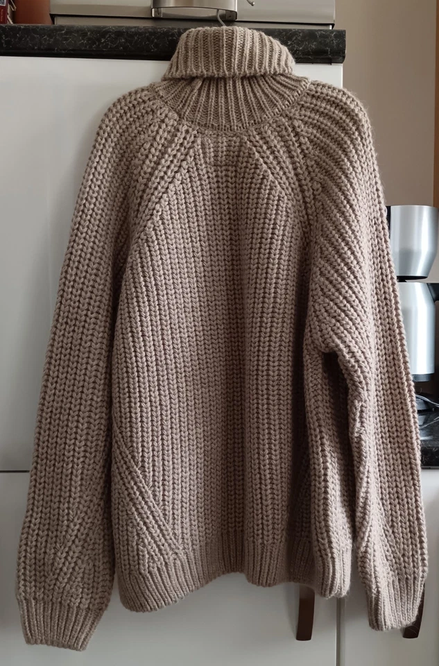 Chunky Superdry Stone /mushroom /beige Roll Neck Jumper NWT - Image 3 of 4