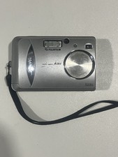 Fujifilm FinePix A303 Digital Camera 3.2MP 3x Optical Zoom Silver Tested