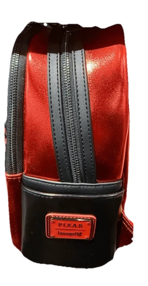 Mini Mochila Loungefly Metálica Disney Pixar Increíbles Foto 4 de 4