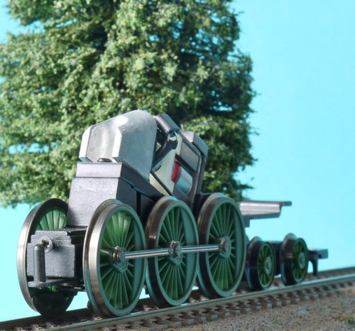 CHASIS MOTORIZADO HORNBY B12 LNER B12/3 de R284 NUEVO traje EASTERN VALLEYS R1122 - Imagen 5 de 6
