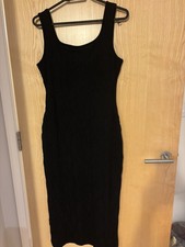 Black midi bodycon dress with scalloped detailing Women’s Size L
