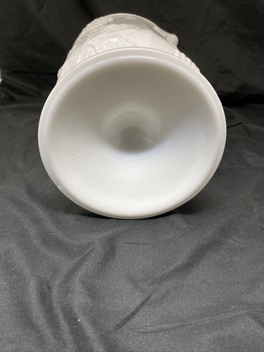 Indiana Colony Milk Glass Opaque White Harvest Grape with Pedestal Pitcher (a26) - Picture 7 of 7