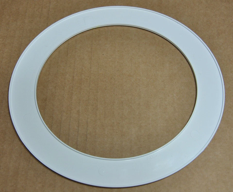 ANILLO DE AJUSTE DE TAMAÑO GRANDE DE 6 PULGADAS ANILLO BLANCO GOOF PARA LUZ DE LATA EMPOTRADA PAQUETE DE 24 Foto 2 de 4