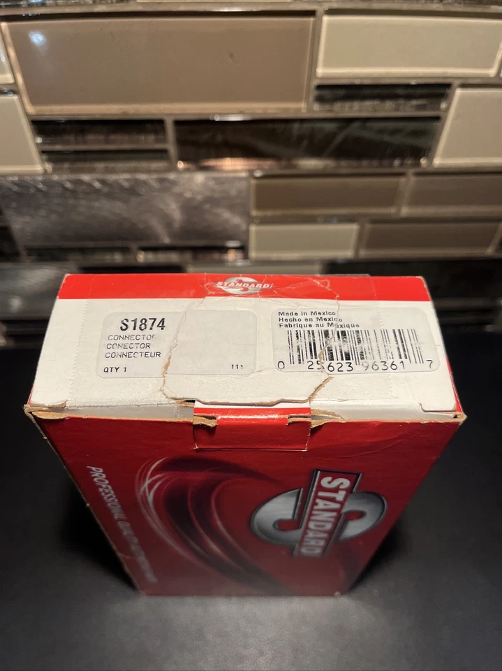 Conector de alimentación de radio estándar S-1874 para Ford F-150 1999-2004 Foto 2 de 4