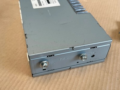 20アルファード後期用オーディオアンプ86280-58090