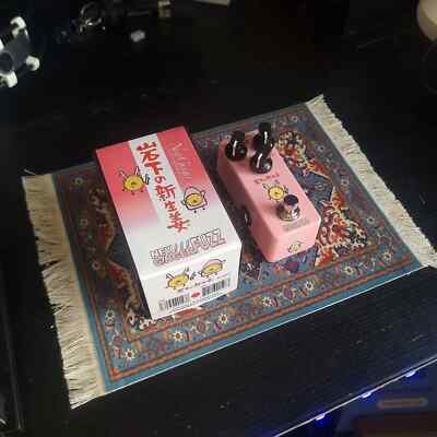 Effects Bakery Ginger Fuzz 2020s - Pink BRANDNEU