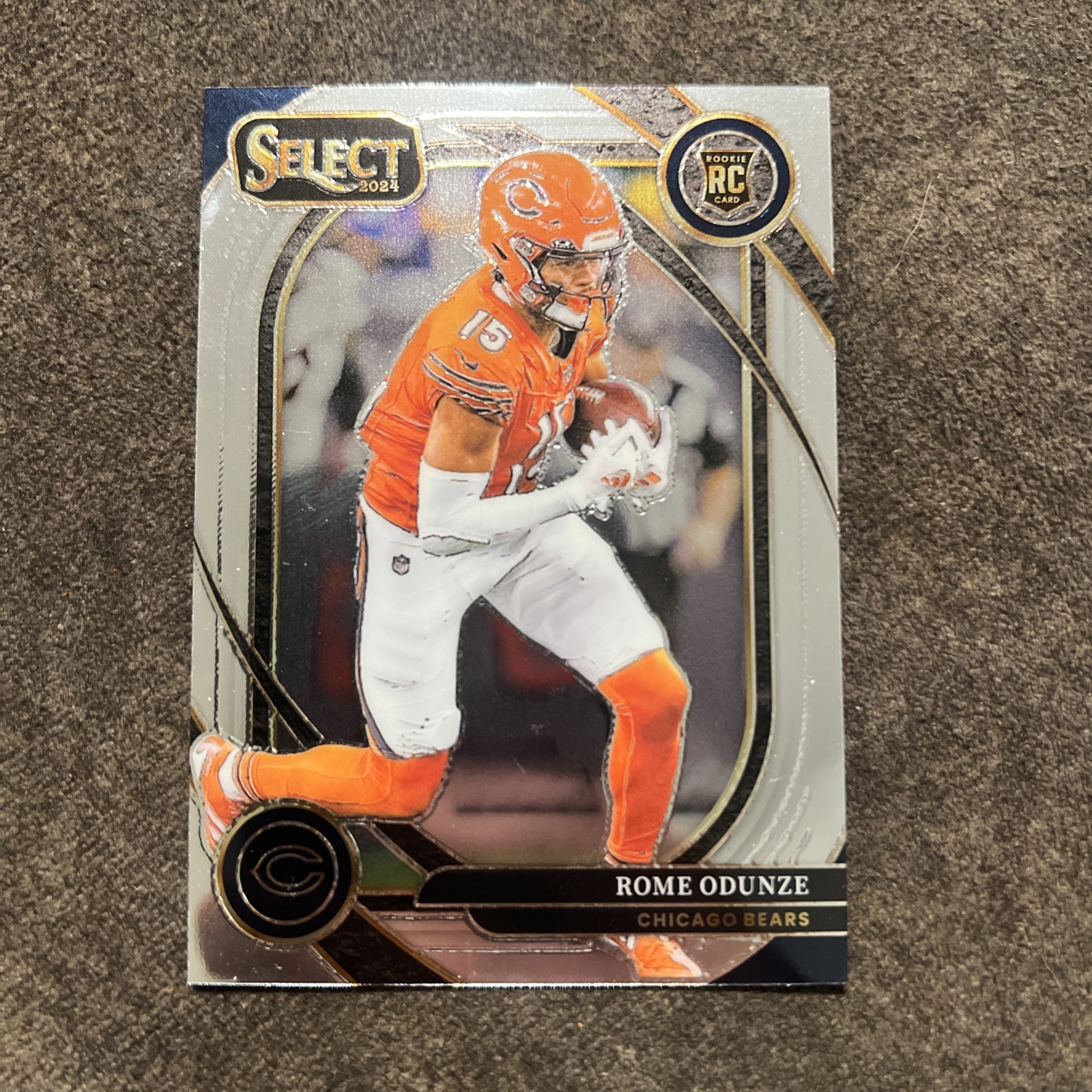 2024 Panini Select - Club Level Rome Odunze #236 Silver Prizm (RC)