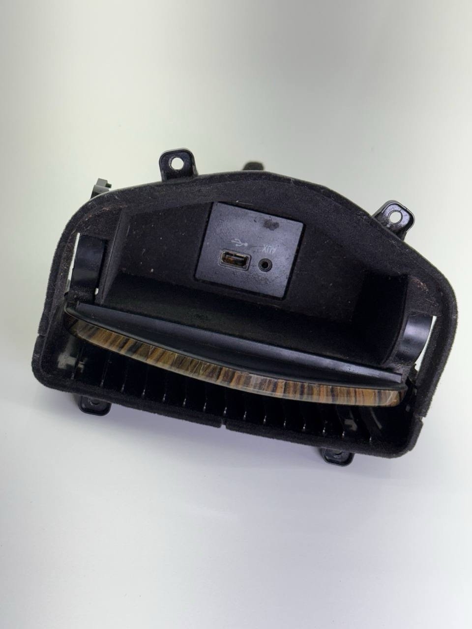 14-24 Maserati Ghibli M157 Center Console Storage Tray Compartment 379