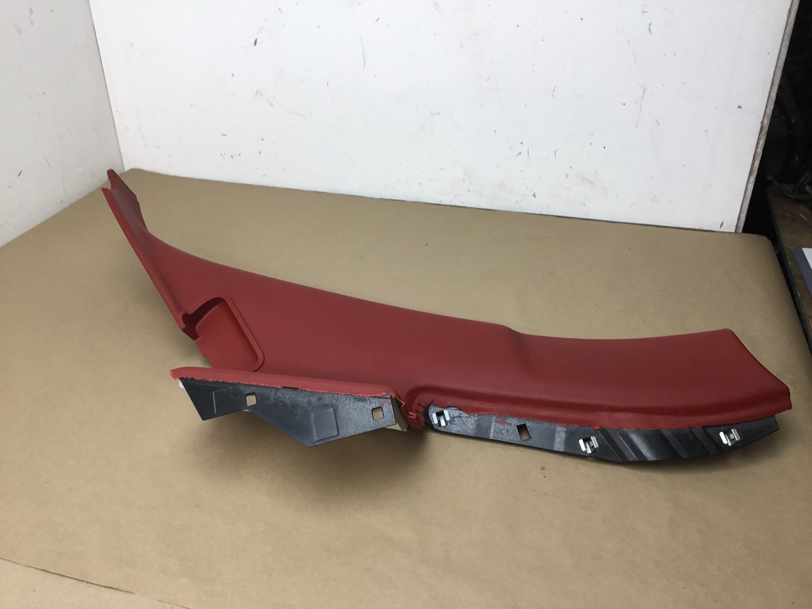 Bentley Bentayga 2019 V8 Rear Right Lower C Pillar Trim Panel Cover 16-20 :M