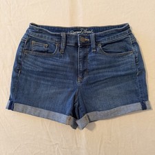 Universal Thread High Rise Midi Shorts Size 4 / 27 - Denim Jean Shorts