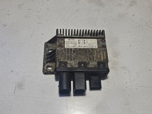 Volkswagen Transporter - Caravelle T5 2008 Diesel Relais Kühlerlüfter