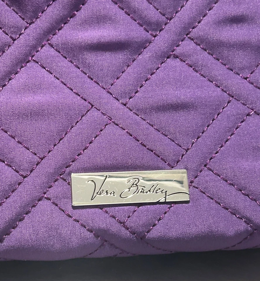 Mini bolsa de maquillaje Vera Bradley acolchada púrpura saúco estuche de cosméticos microfibra Foto 3 de 4