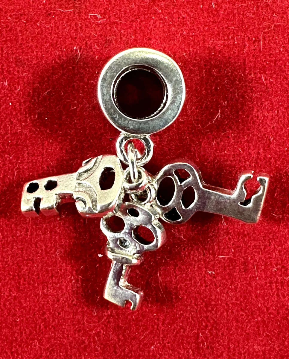 Chamilia charm hotsell sale