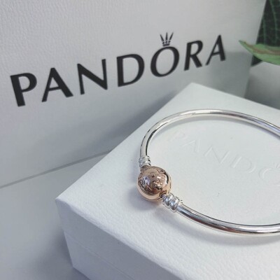 NEW Authentic PANDORA Rose™ Logo Clasp 925 Silver Bangle Charm