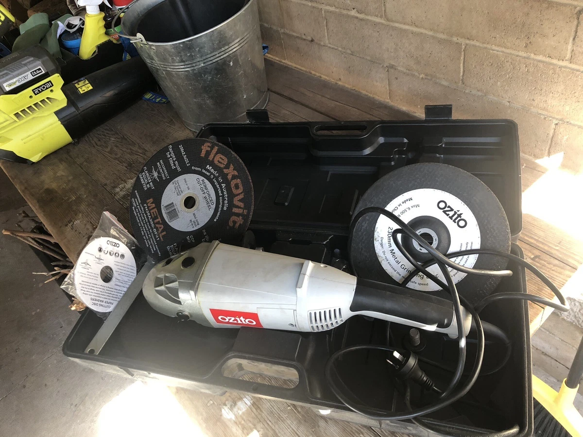 Ozito 125mm 2024 angle grinder