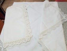 ## 1 Mitteldecke ca. 95x95 cm. + 2 Deckchen  ,  mit gehäkelter BW Spitze ## 