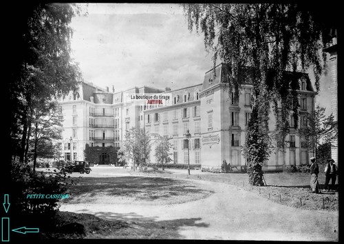 Plaque De Verre Ancienne 13x18 Cm – Négatif Photo Vittel Hôtel Splendid, France 1900