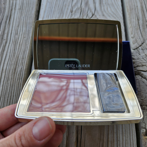 Este Lauder Pure Envy Sculpting Blush 420 Rebellious Rose Makeup New In Box 7g - Imagen 5 de 13