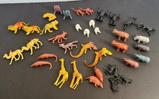 Vintage Noah  s Ark Animal Pairs Pre Owned