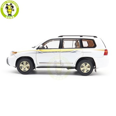 1/18 Toyota Land Cruiser LC200 White Diecast Model Car | eBay