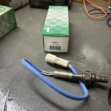 NTK 22071 Oxygen Sensor, for select 96-99 Ford and Mercury Models