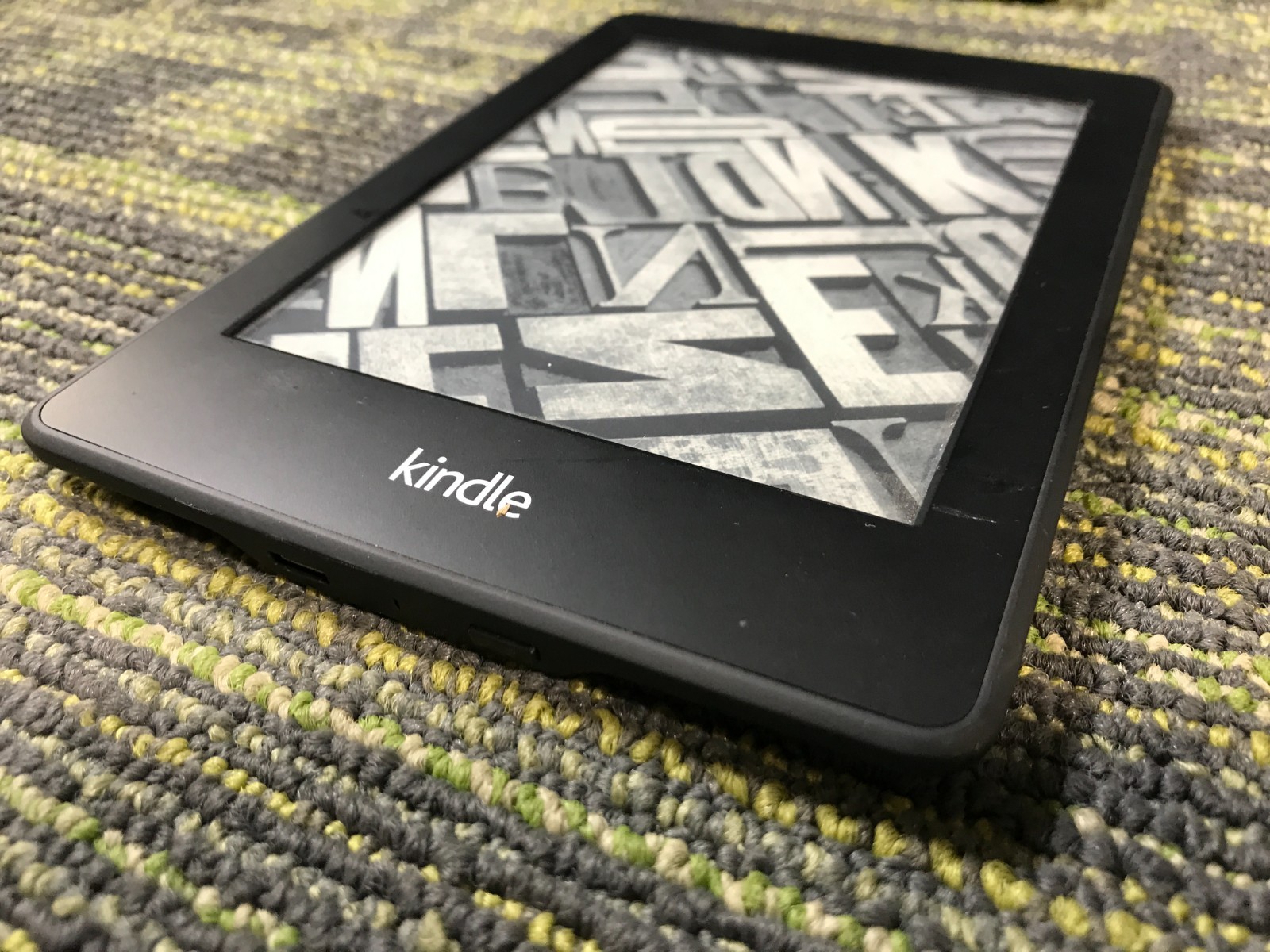 Amazon Kindle Paperwhite 7th Gen. 4GB -Black (WIFI) DP75SDI