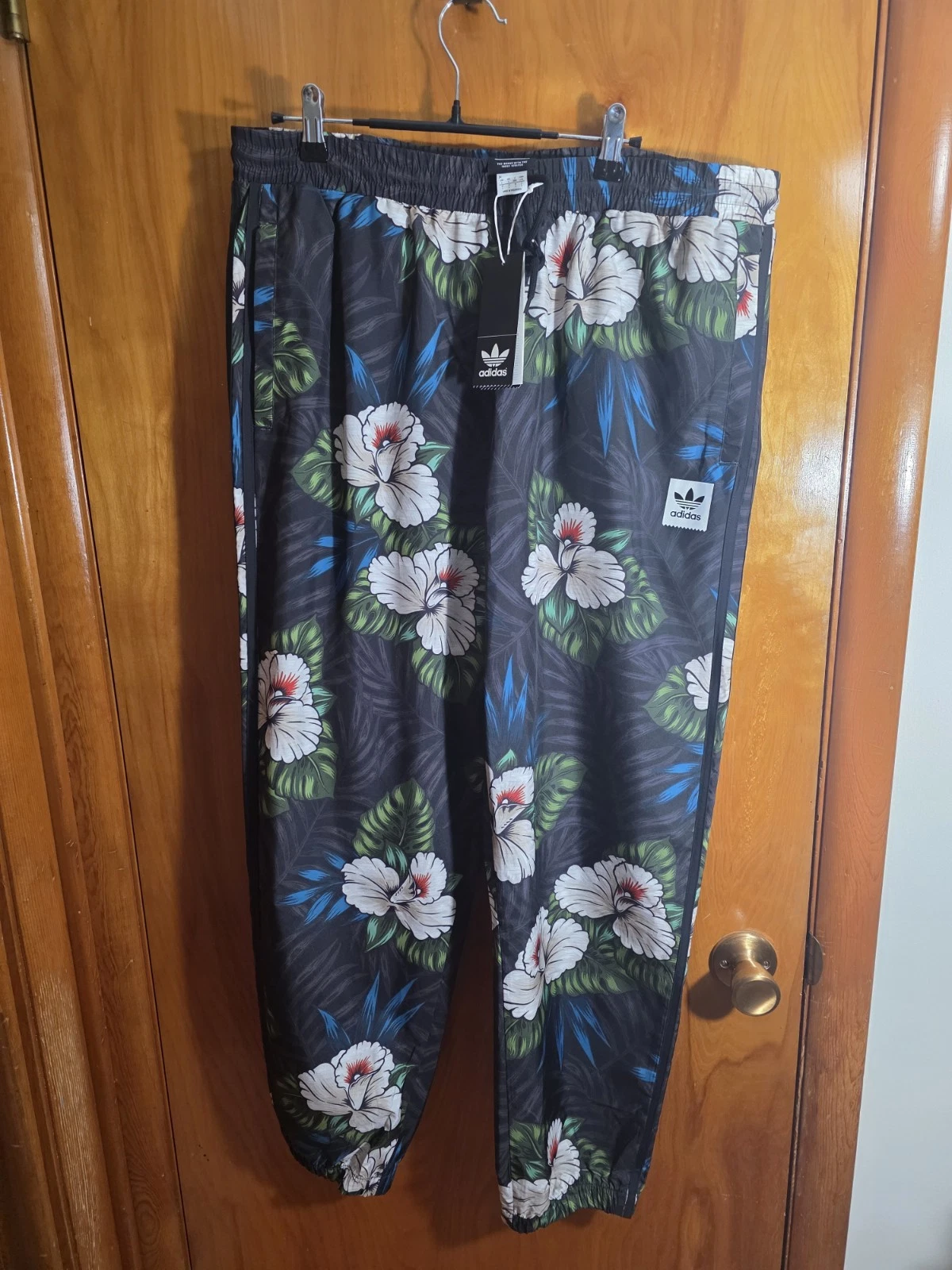 adidas Pants PARTY WINDPANT2 Flower L New With Tags