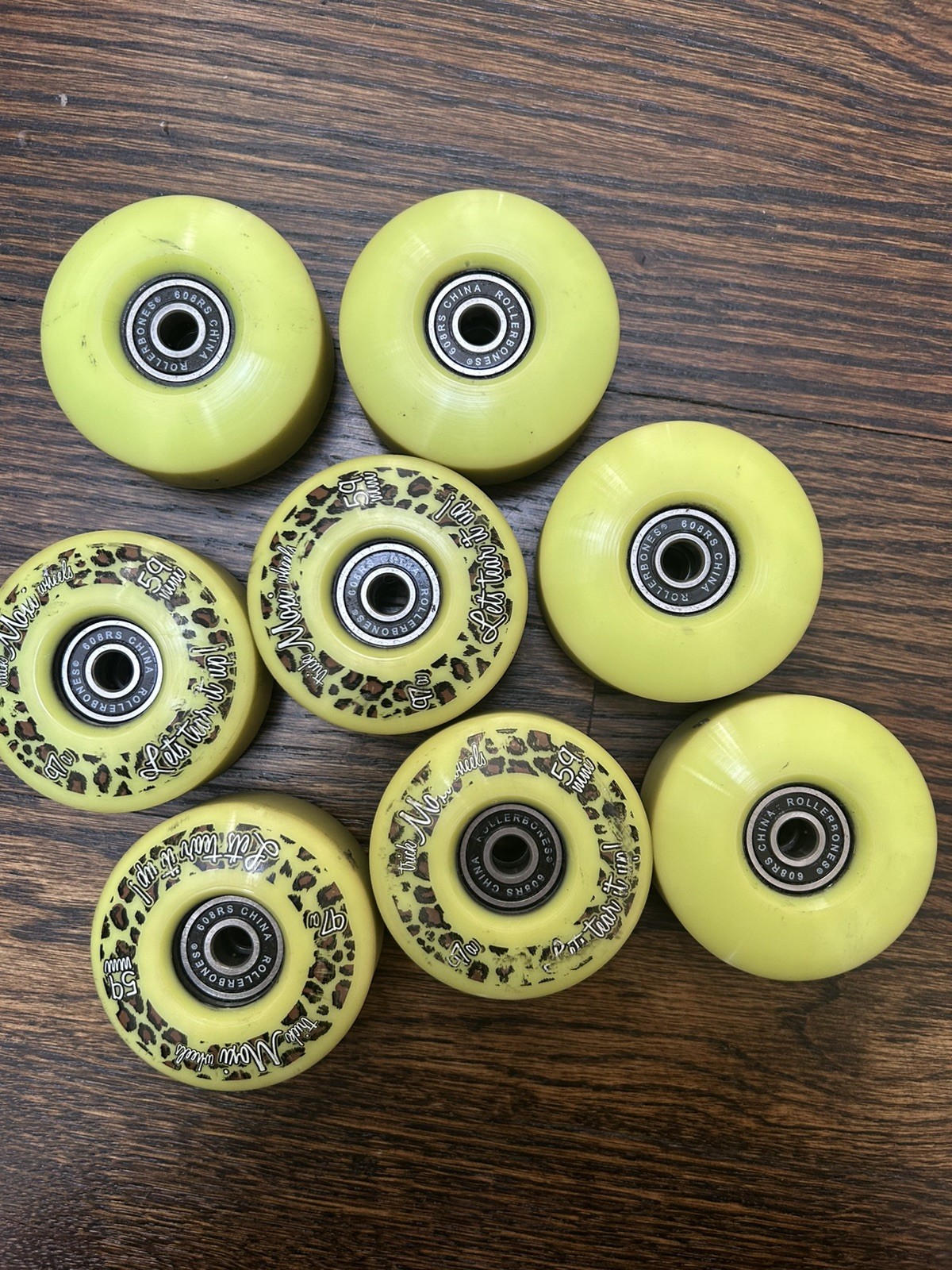 Set of 8 Moxi Trick Quad Skate Wheels 97Ax59mm Derby