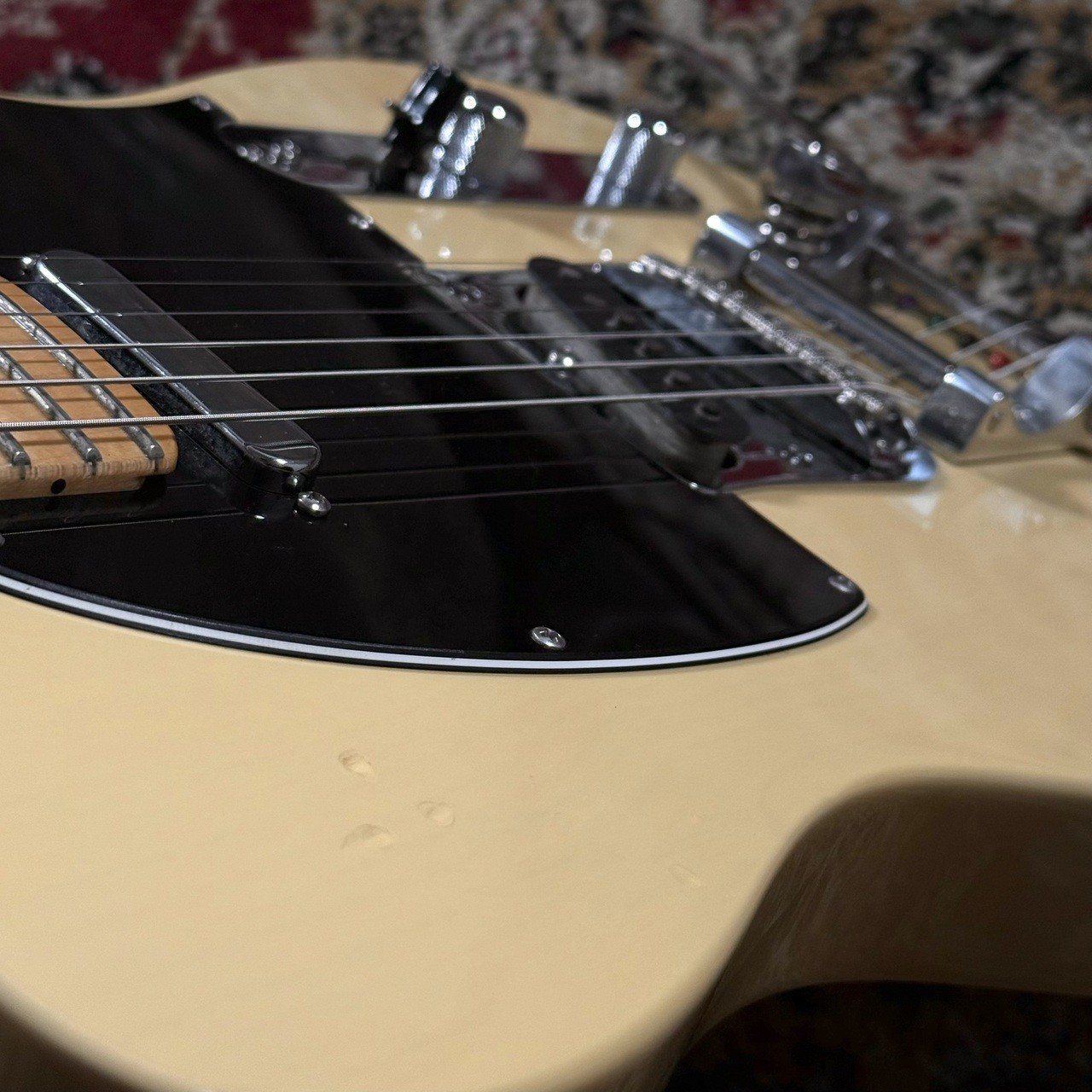 Fender American Special Telecaster with Gig Case, Maple Neck, 22 Jumbo Frets