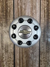 Chevrolet Silverado 2500 3500 Dually (FRONT) Center Cap for P/N:15053704