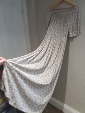 Pretty Made in Italy Neutral Ditsy Floral Print Puff Sleeve Midi Dress One Size 