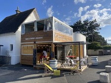 Restaurant Container