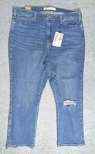 Signature Levi Strauss Jeans Gold Simply Stretch High Rise Straight Distressed