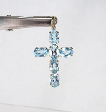 Vintage Caspian CI QVC 10K Gold 1.50 ctw Blue Aquamarine Christian Cross Pendant