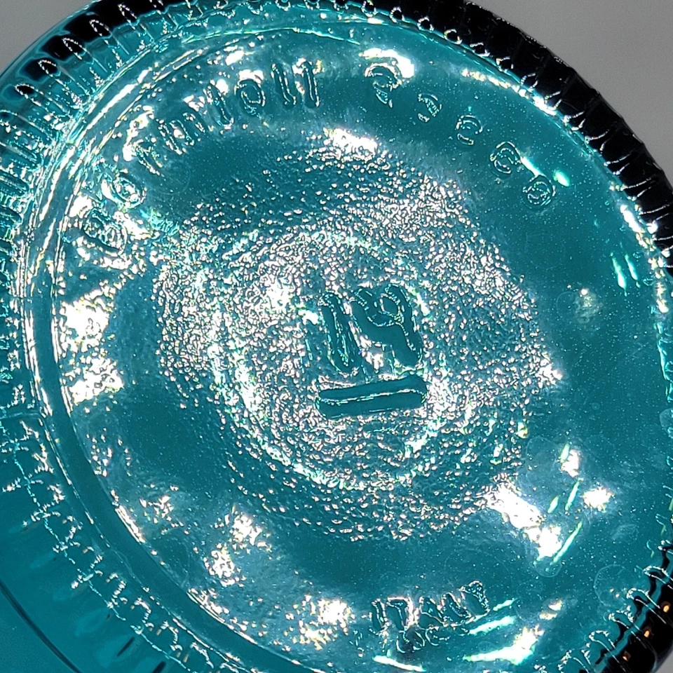 Bormioli Rocco Turquoise Giara Glass Swing Top Bottle Made in Italy 1 Liter - Image 4 of 4