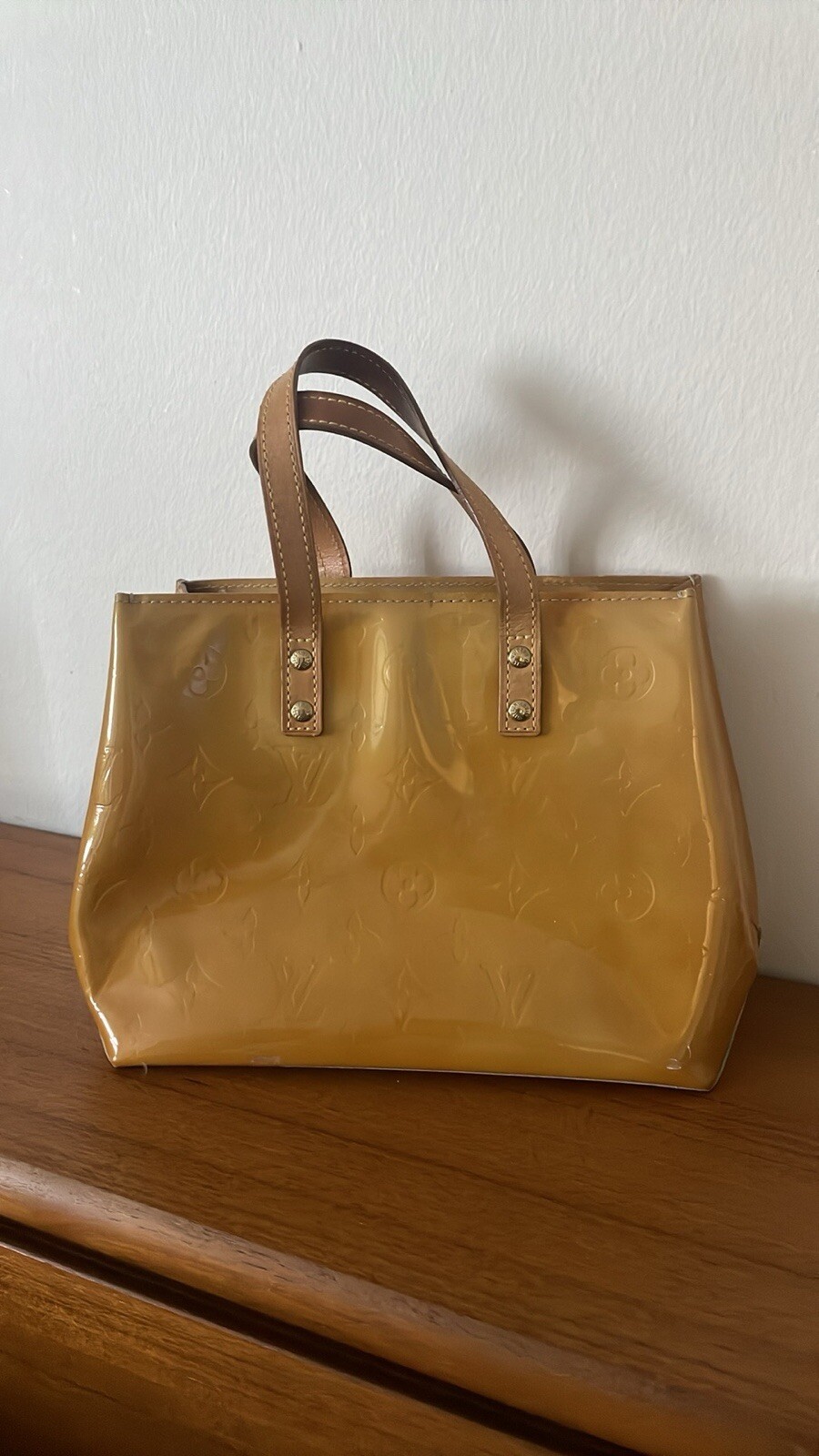 Louis Vuitton Reade Tote PM Beige Leather