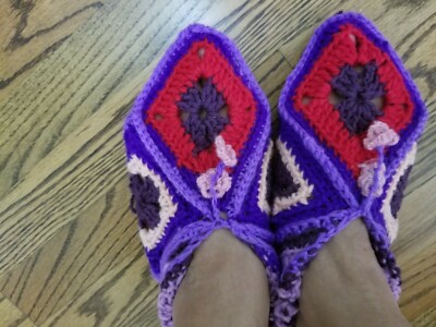 Very easy Pattern. Crochet slippers. House shoes. Large or extra large 
