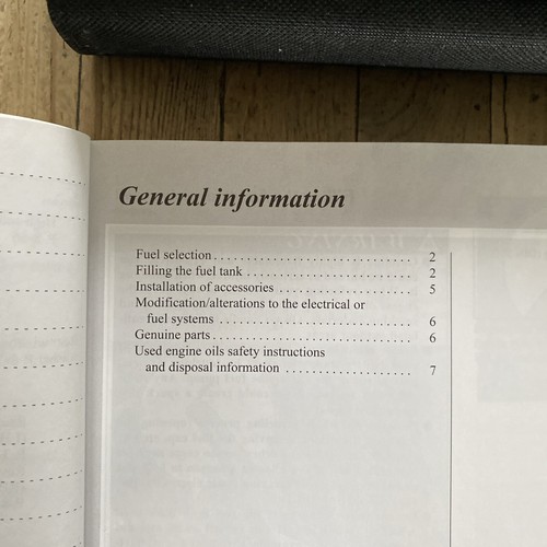 04-08 MITSUBISHI COLT OWNERS HANDBOOK MANUAL AND WALLET Print 2004 Ref14956 - Picture 13 of 17