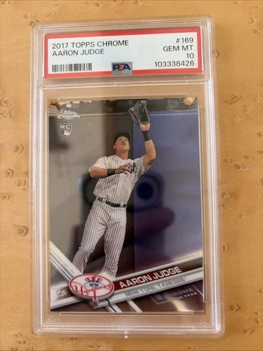 2017 TOPPS CHROME AARON JUDGE PSA 10 Gem Mint #169 ROOKIE Card RC Catching