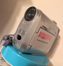 Sony Handycam DCR-HC90 Silver MiniDV SD Camcorder 10x/120x 2.5" LCD USB