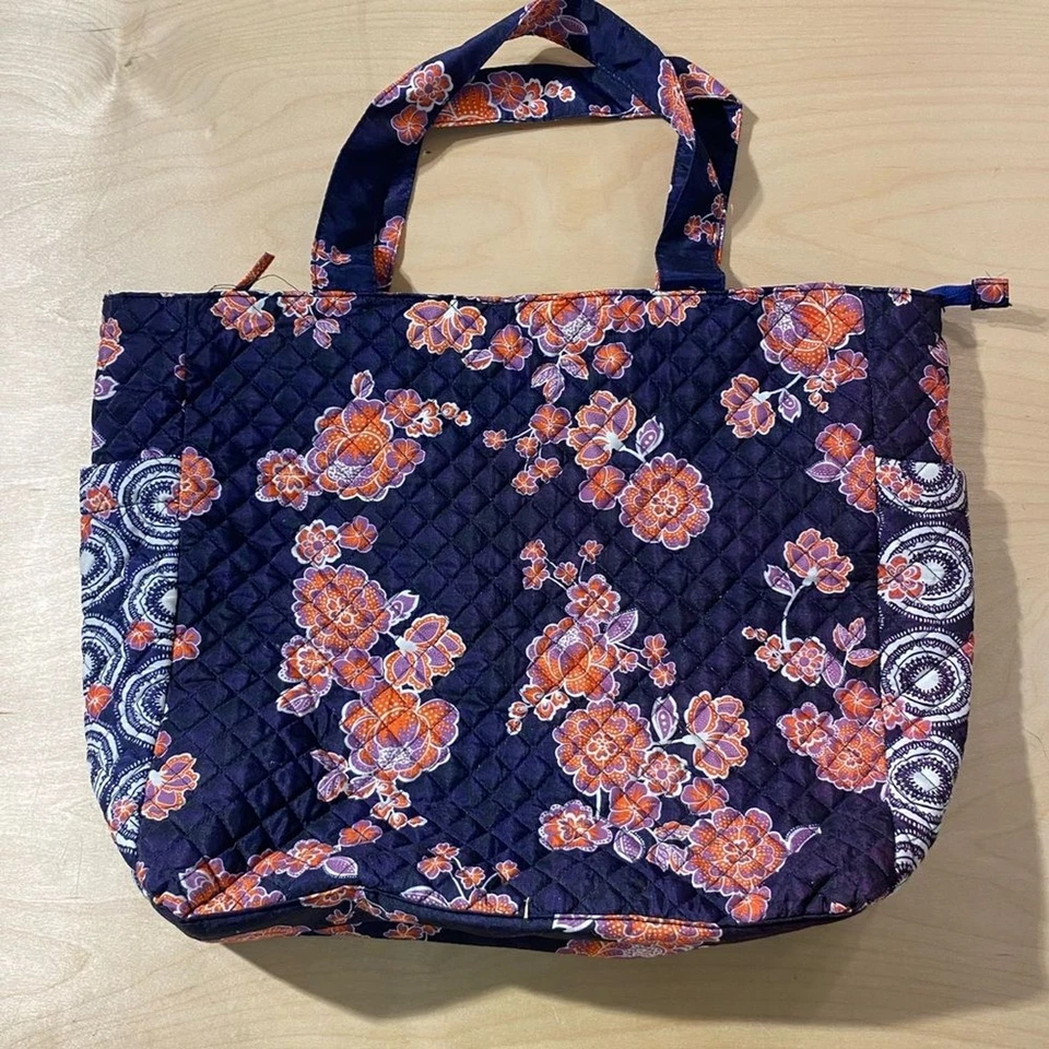 Bolso de Mano Avon Floral Acolchado - Azul Marino y Naranja (GS) Foto 2 de 4