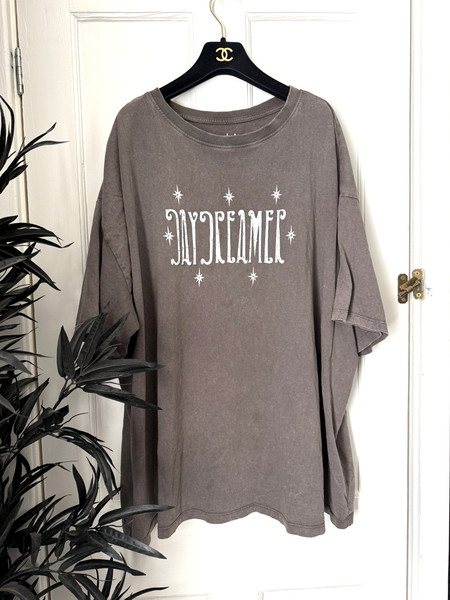 Simply Be UK Size 22 Taupe Greige Day Dreamer Slogan Graphic Oversized T-Shirt