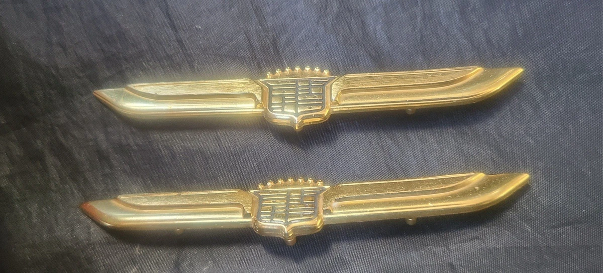 25+ Cadillac Gold Car & Truck Emblems & Ornaments for sale